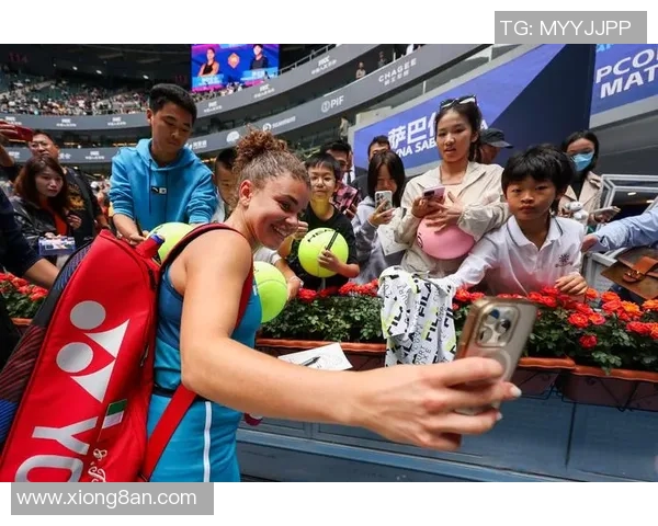 激情四溢的球迷互动活动让你与偶像零距离接触尽享足球盛宴